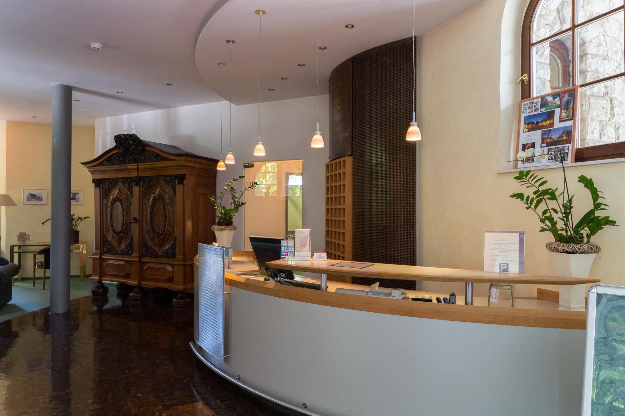 Parkhotel Unter den Linden Halberstadt Exteriör bild