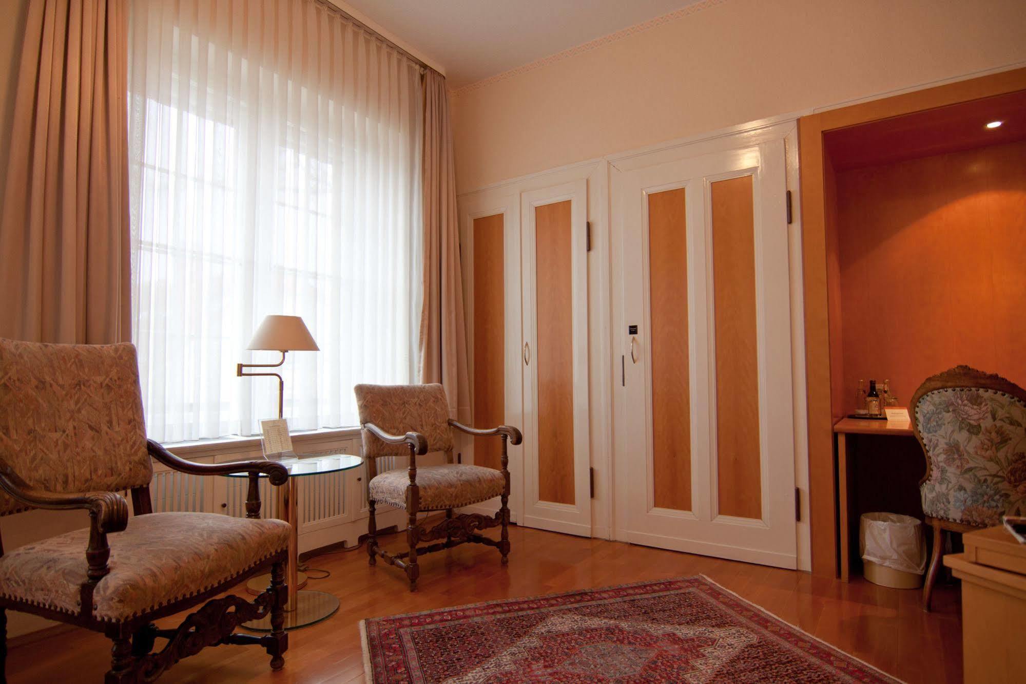 Parkhotel Unter den Linden Halberstadt Exteriör bild